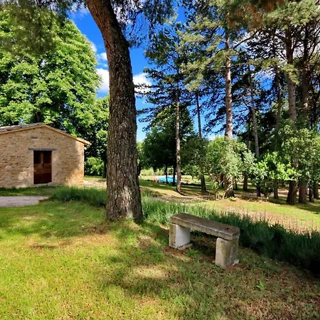Borgo ai Pini Villa *